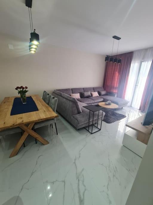Mias Luxury Apartment Rijeka Ngoại thất bức ảnh