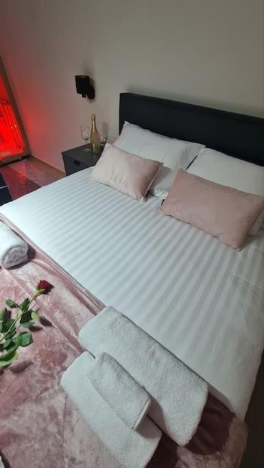 Mias Luxury Apartment Rijeka Ngoại thất bức ảnh