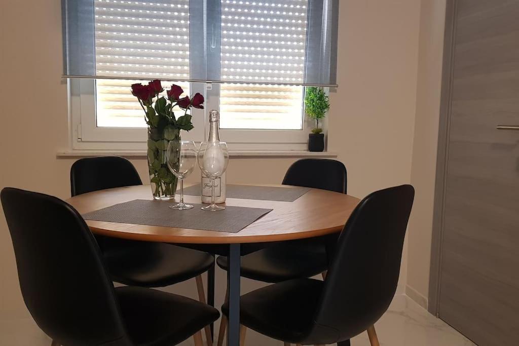Mias Luxury Apartment Rijeka Ngoại thất bức ảnh