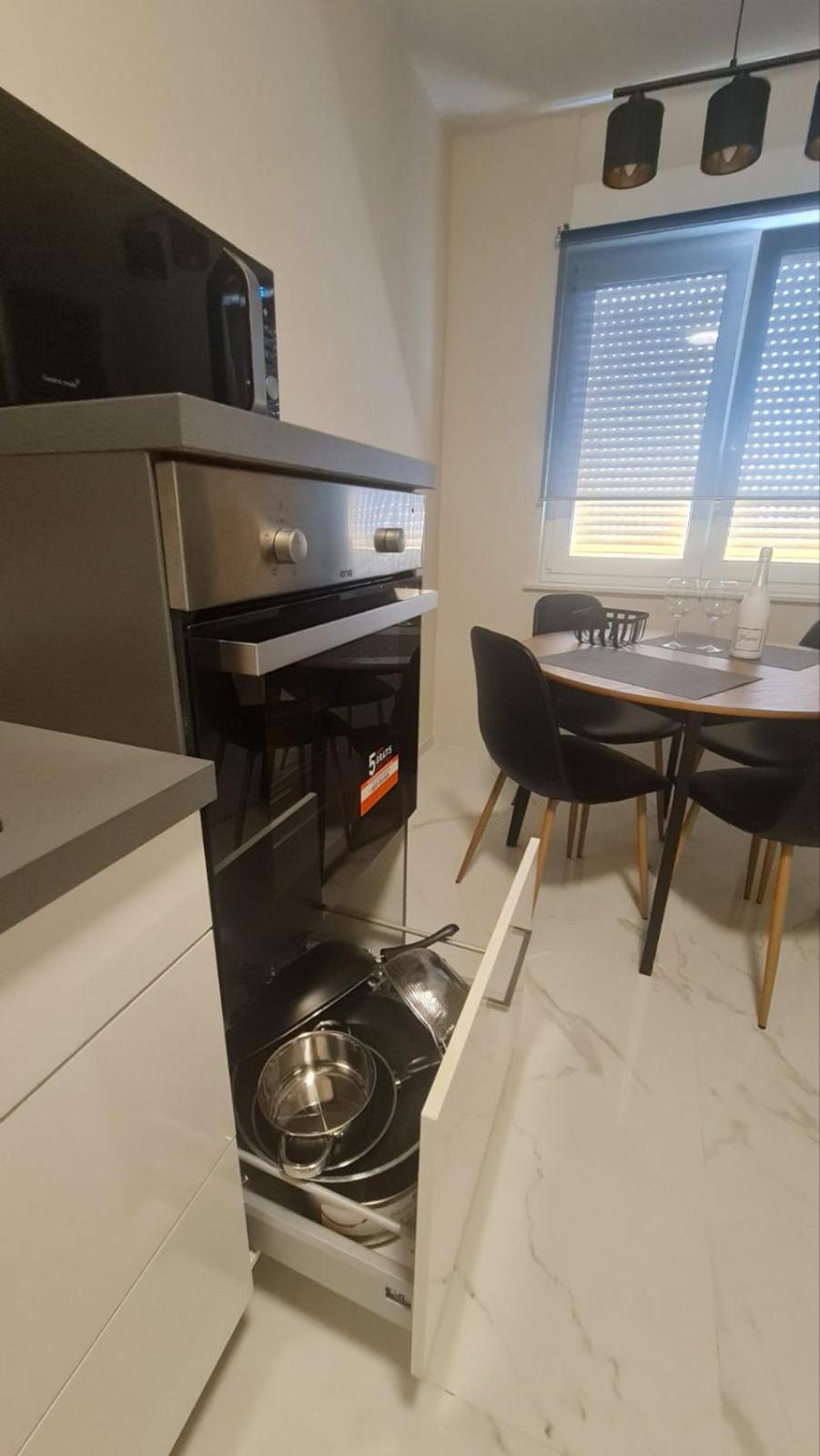 Mias Luxury Apartment Rijeka Ngoại thất bức ảnh